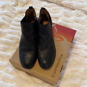Comfortiva Black Leather Bootie